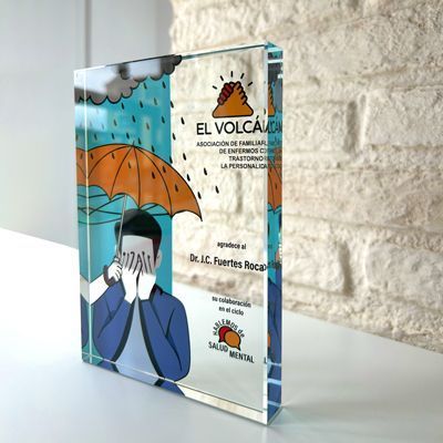 Trofeo metacrilato personalizado, placa cristal impresa | EL VOLCÁN